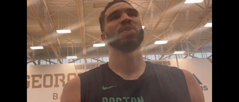 Jayson Tatum Takes A Hilarious Hit From TNT Announcers In ABC Promo Jayson Tatum Takes A Hilarious Hit From TNT Announcers In ABC Promo