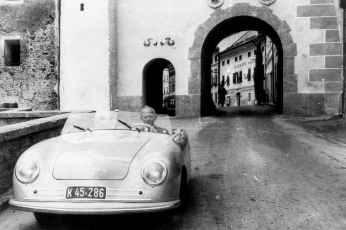 Jejak Porsche 356: Dari Zuffenhausen, Jerman Menuju Legenda Jejak Porsche 356: Dari Zuffenhausen, Jerman Menuju Legenda