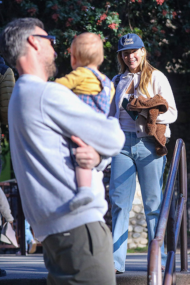 Jennifer Lawrence And Cooke Maroney Seen Together: Baby No. 2 Speculation Continues Jennifer Lawrence And Cooke Maroney Seen Together: Baby No. 2 Speculation Continues