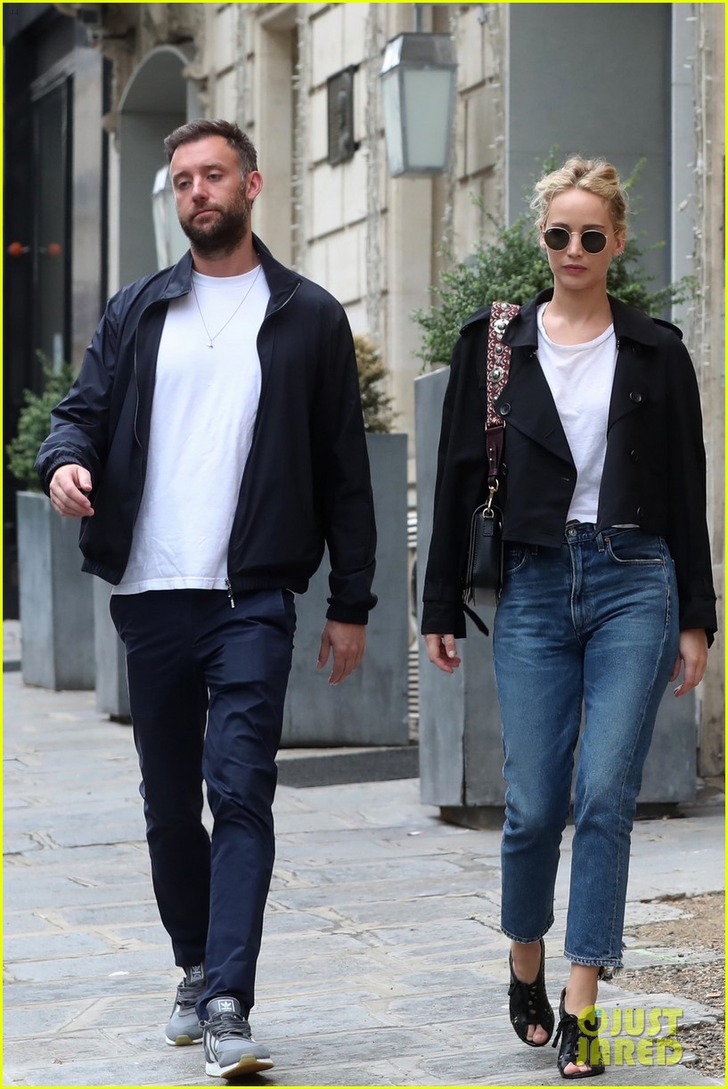 Jennifer Lawrence And Husband Cooke Maroney: Recent Sighting Amidst Baby No. 2 Speculation Jennifer Lawrence And Husband Cooke Maroney: Recent Sighting Amidst Baby No. 2 Speculation