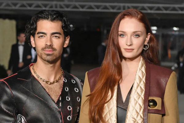 Joe Jonas: The Unexpected Mediator In A Couple's Fight Joe Jonas: The Unexpected Mediator In A Couple's Fight