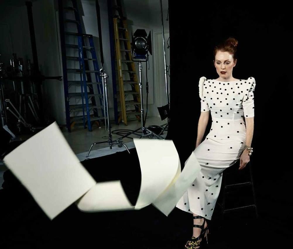 Julianne Moore's Siren: First Trailer Breakdown - Dark Comedy Series Julianne Moore's Siren: First Trailer Breakdown - Dark Comedy Series
