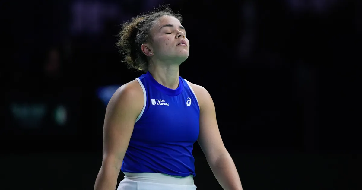 Kenin's Injury Ends Paolini's Dubai Reign Kenin's Injury Ends Paolini's Dubai Reign