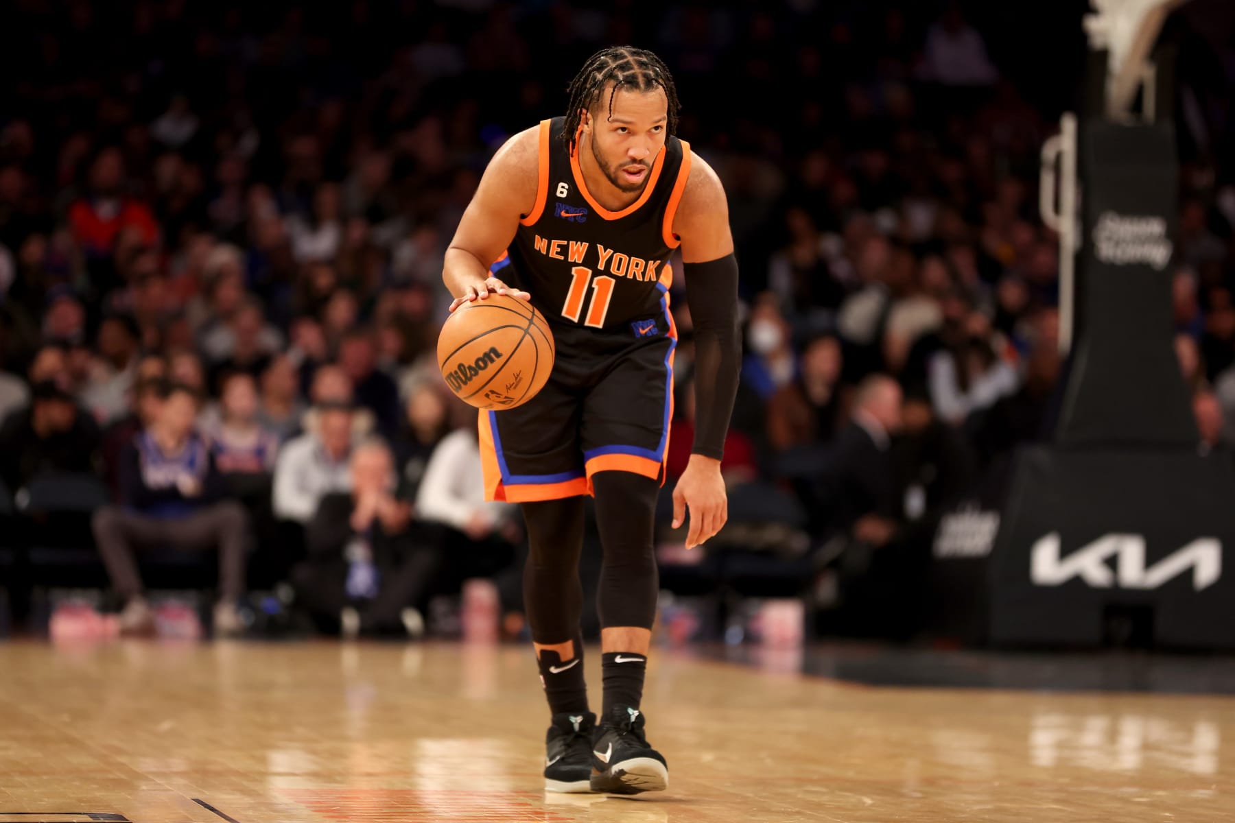 Knicks Fan's Petition: Replace Lady Liberty With Jalen Brunson's Face Knicks Fan's Petition: Replace Lady Liberty With Jalen Brunson's Face