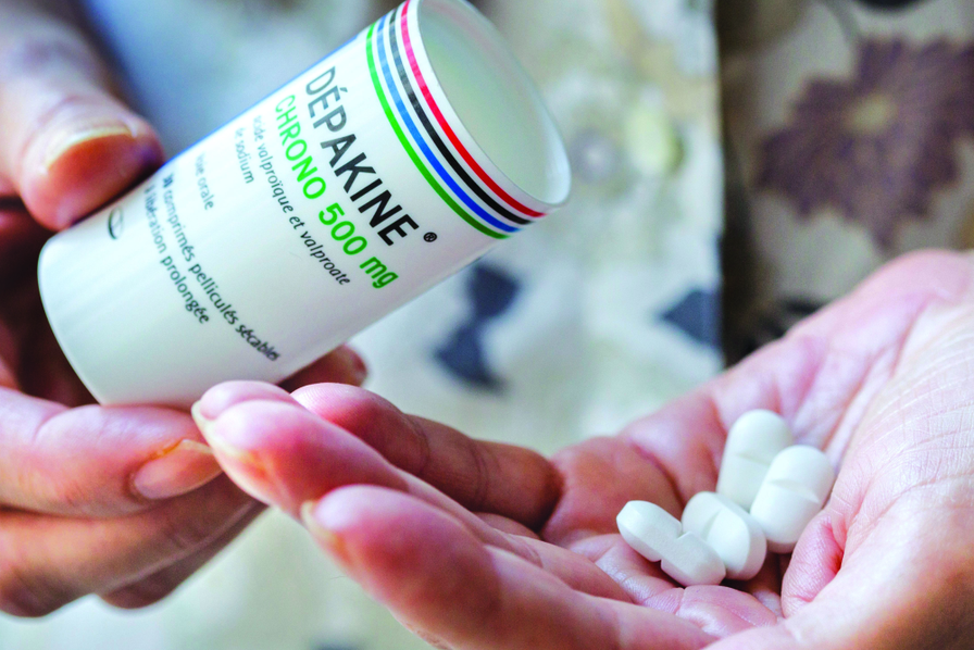 L'Usine De Mourenx, Dépakine, Et La Mise En Examen De Sanofi L'Usine De Mourenx, Dépakine, Et La Mise En Examen De Sanofi