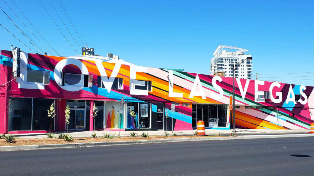 Las Vegas Arts District: Major Police Presence Due To Barricaded Person Las Vegas Arts District: Major Police Presence Due To Barricaded Person