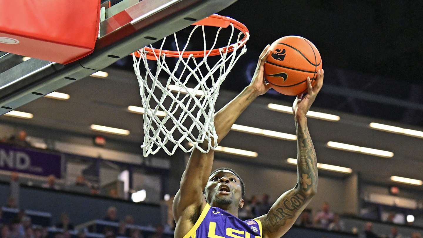 Late-Game Heroics: Tennessee Beats LSU, Splits Series Late-Game Heroics: Tennessee Beats LSU, Splits Series