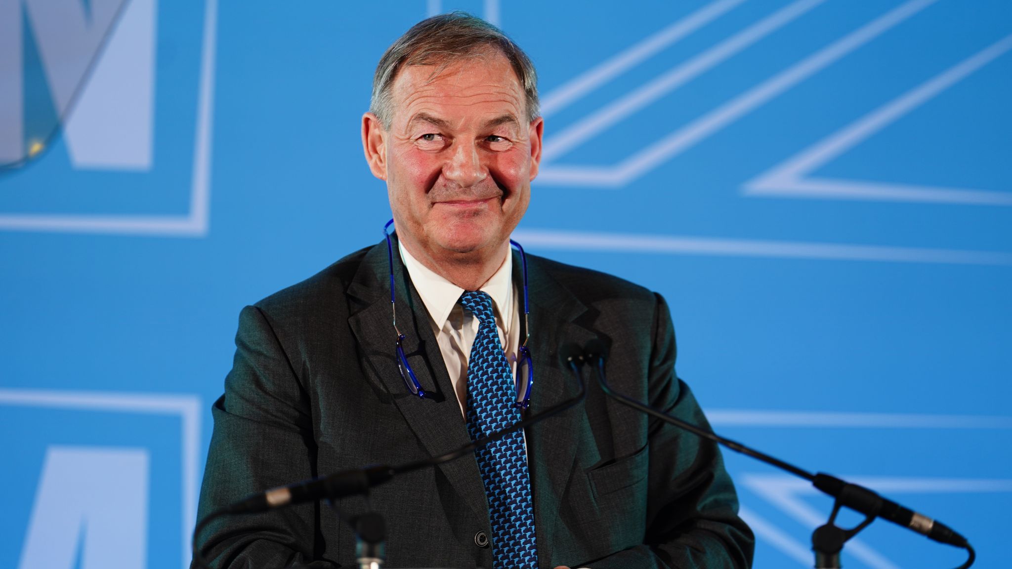 Lawsuit: Rupert Lowe Accuses Nigel Farage Of Defamation Lawsuit: Rupert Lowe Accuses Nigel Farage Of Defamation