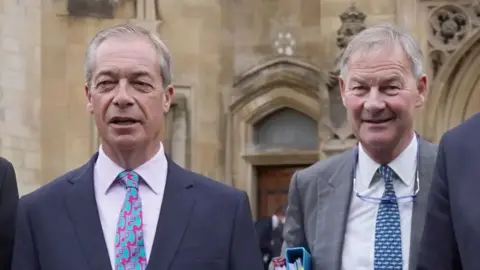 Leaked Texts Detail Bitter Row Between Nigel Farage And Rupert Lowe Leaked Texts Detail Bitter Row Between Nigel Farage And Rupert Lowe