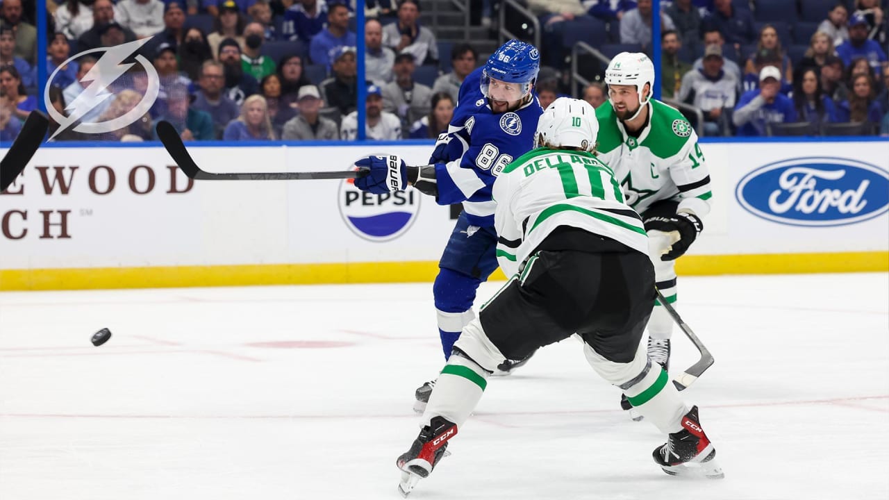 Lightning Defeat Oilers 4-1 Behind Kucherov's Strong Performance Lightning Defeat Oilers 4-1 Behind Kucherov's Strong Performance