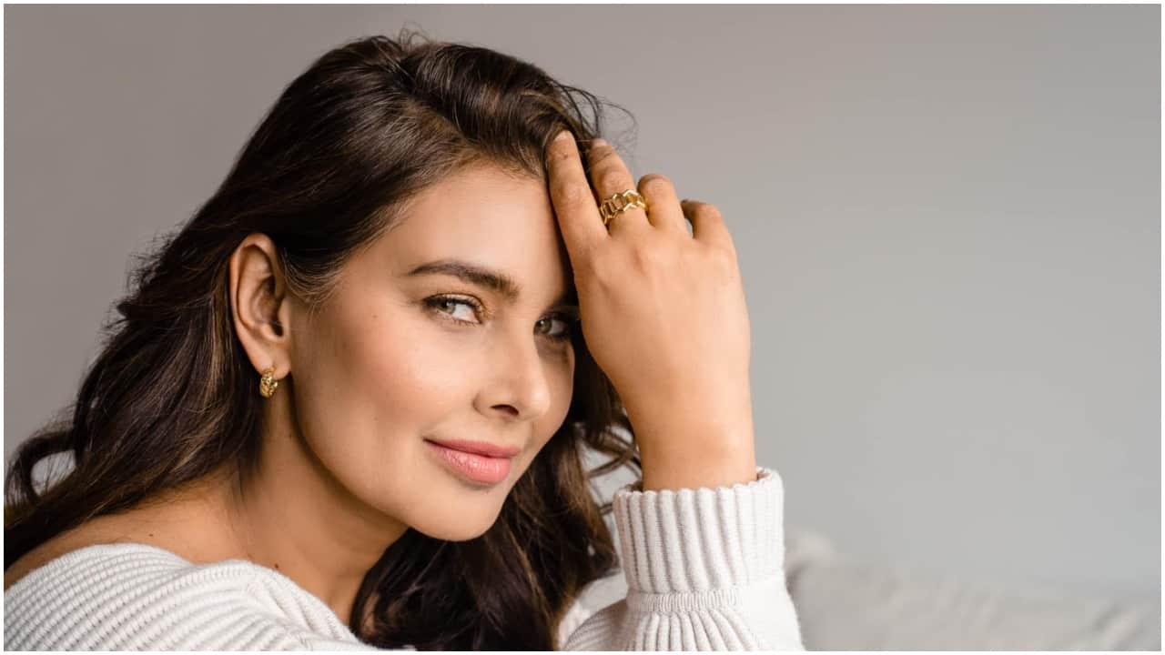 Lisa Ray's Air India Complaint: Airline Responds, Calls Allegations Unfounded Lisa Ray's Air India Complaint: Airline Responds, Calls Allegations Unfounded