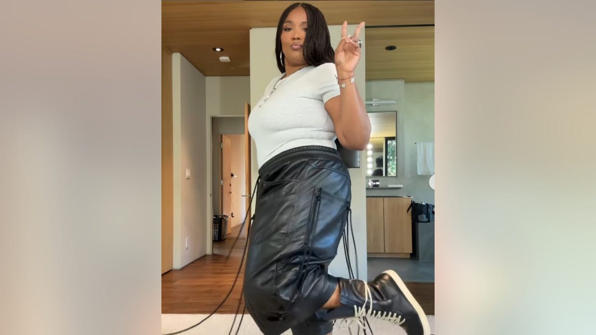 Lizzo's Weight Loss: A Transformation That Shocked The Internet Lizzo's Weight Loss: A Transformation That Shocked The Internet
