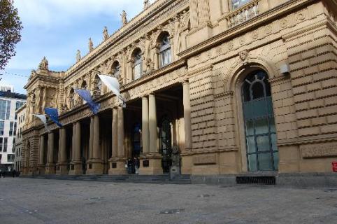 Losses On Frankfurt Stock Exchange: DAX Closes Near 24,000 Losses On Frankfurt Stock Exchange: DAX Closes Near 24,000