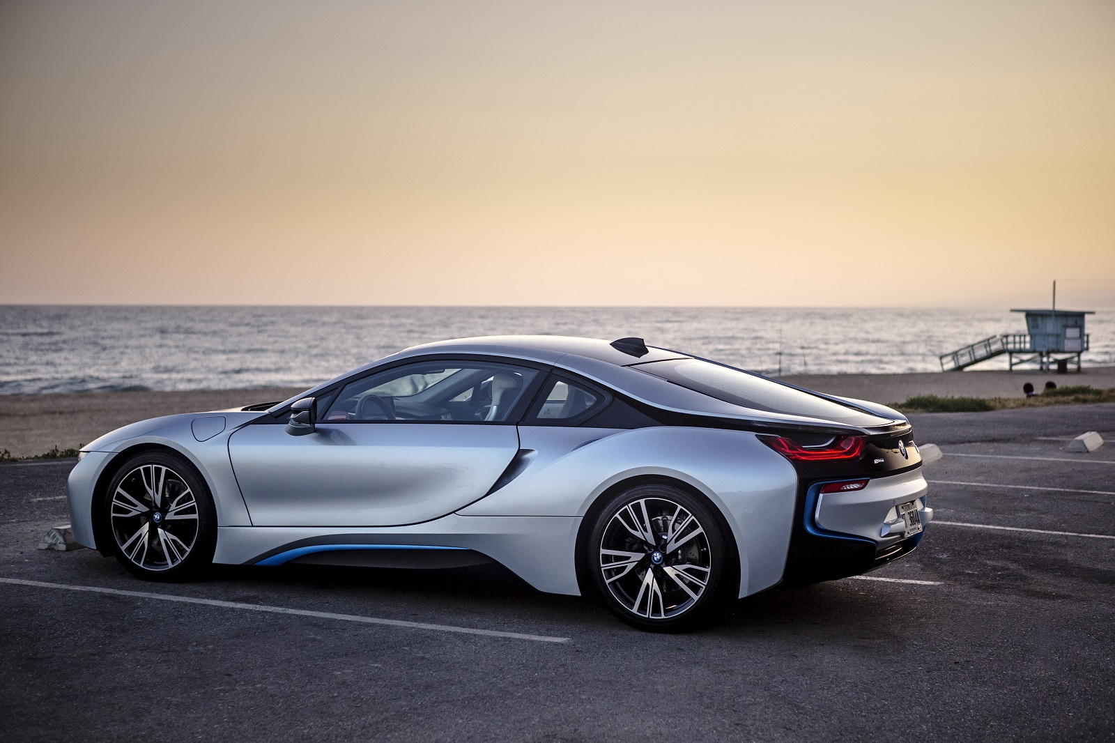 Luxury Car Sales In China: Are BMW And Porsche Losing Their Grip? Luxury Car Sales In China: Are BMW And Porsche Losing Their Grip?