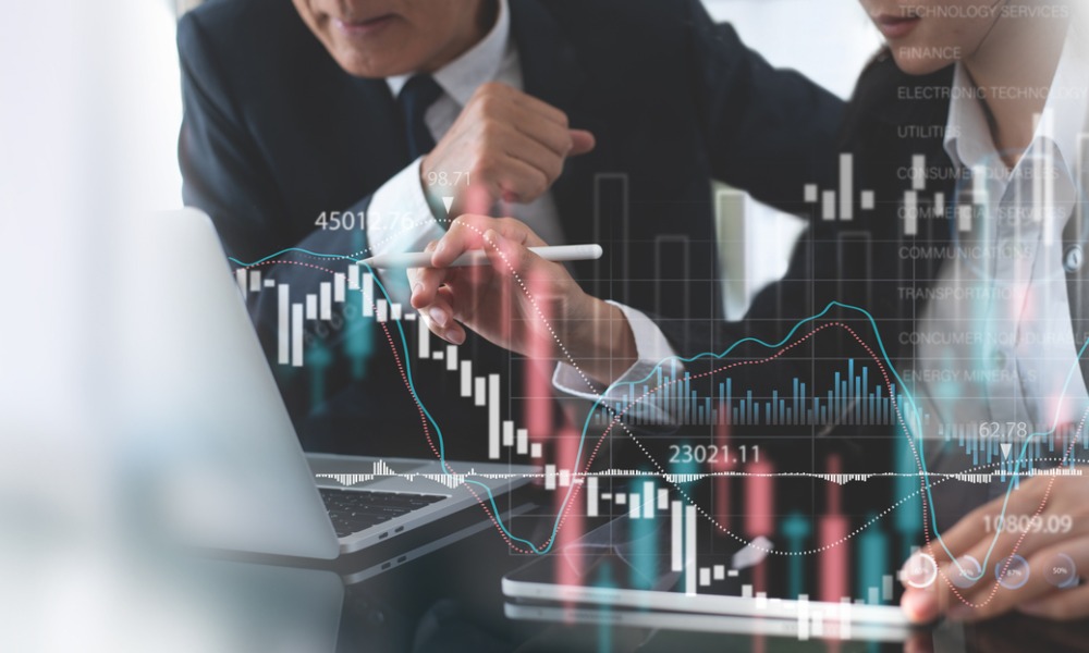 Luxury Property: A Hedge Against Market Volatility For High-Net-Worth Investors Luxury Property: A Hedge Against Market Volatility For High-Net-Worth Investors