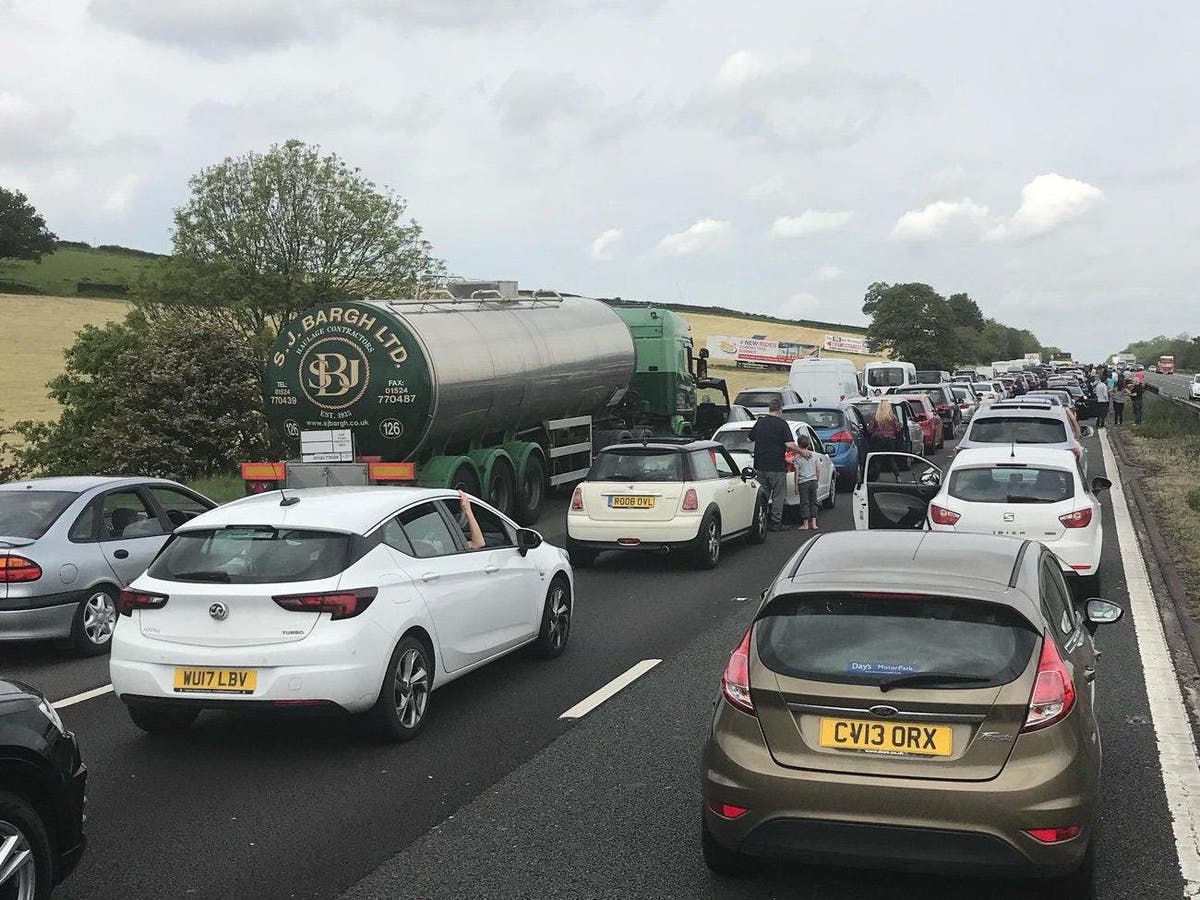 M6 Drivers Face Long Delays After Van Crash M6 Drivers Face Long Delays After Van Crash