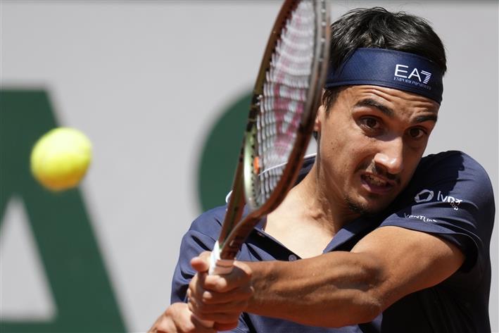 Madrid Open: Giron Upsets Berrettini In ATP 1000 Tournament Madrid Open: Giron Upsets Berrettini In ATP 1000 Tournament