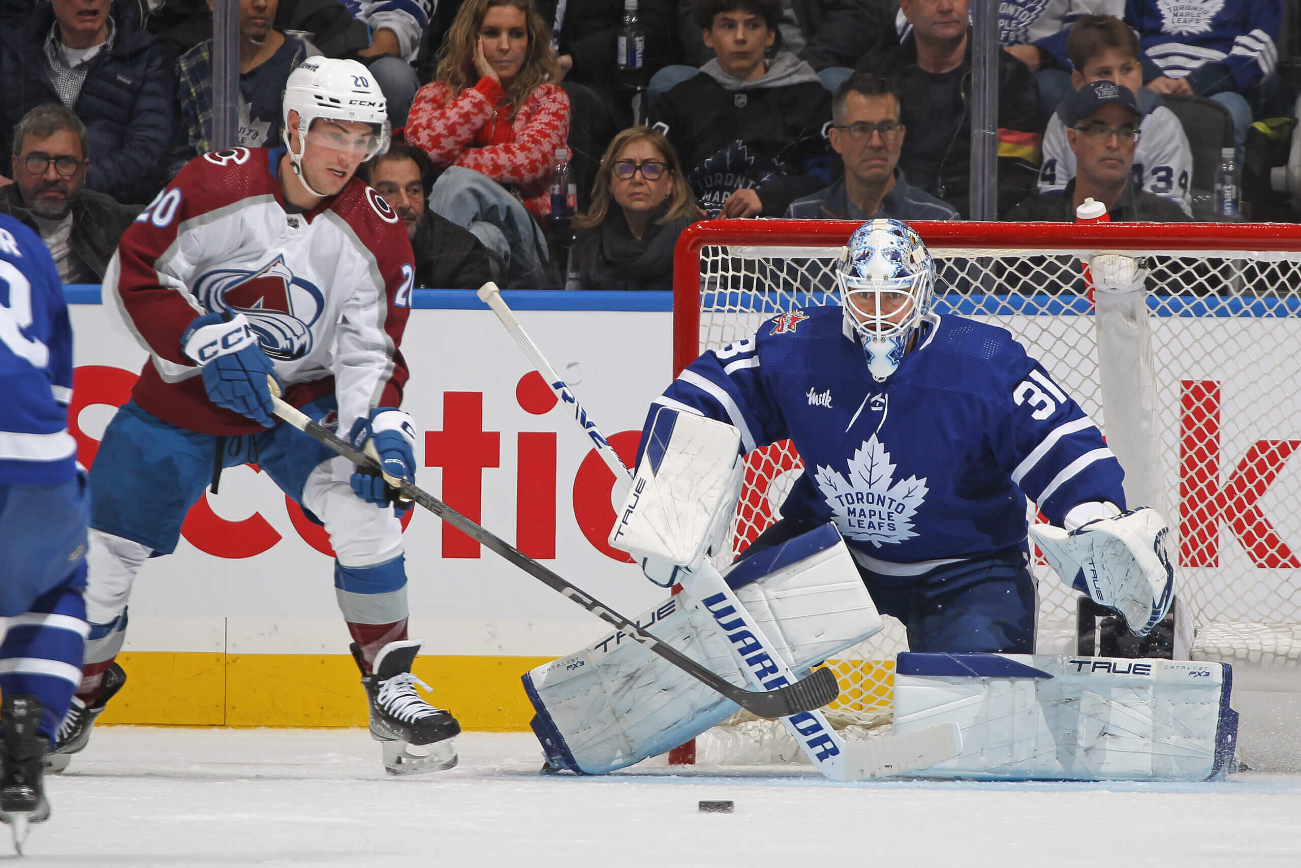 Maple Leafs' 2-1 Victory Over Avalanche Highlights Intense Game Maple Leafs' 2-1 Victory Over Avalanche Highlights Intense Game