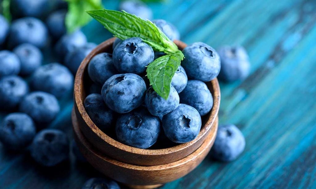 Más Que Arándanos: El Superalimento Para Prevenir Enfermedades Crónicas Y Envejecer Mejor Más Que Arándanos: El Superalimento Para Prevenir Enfermedades Crónicas Y Envejecer Mejor
