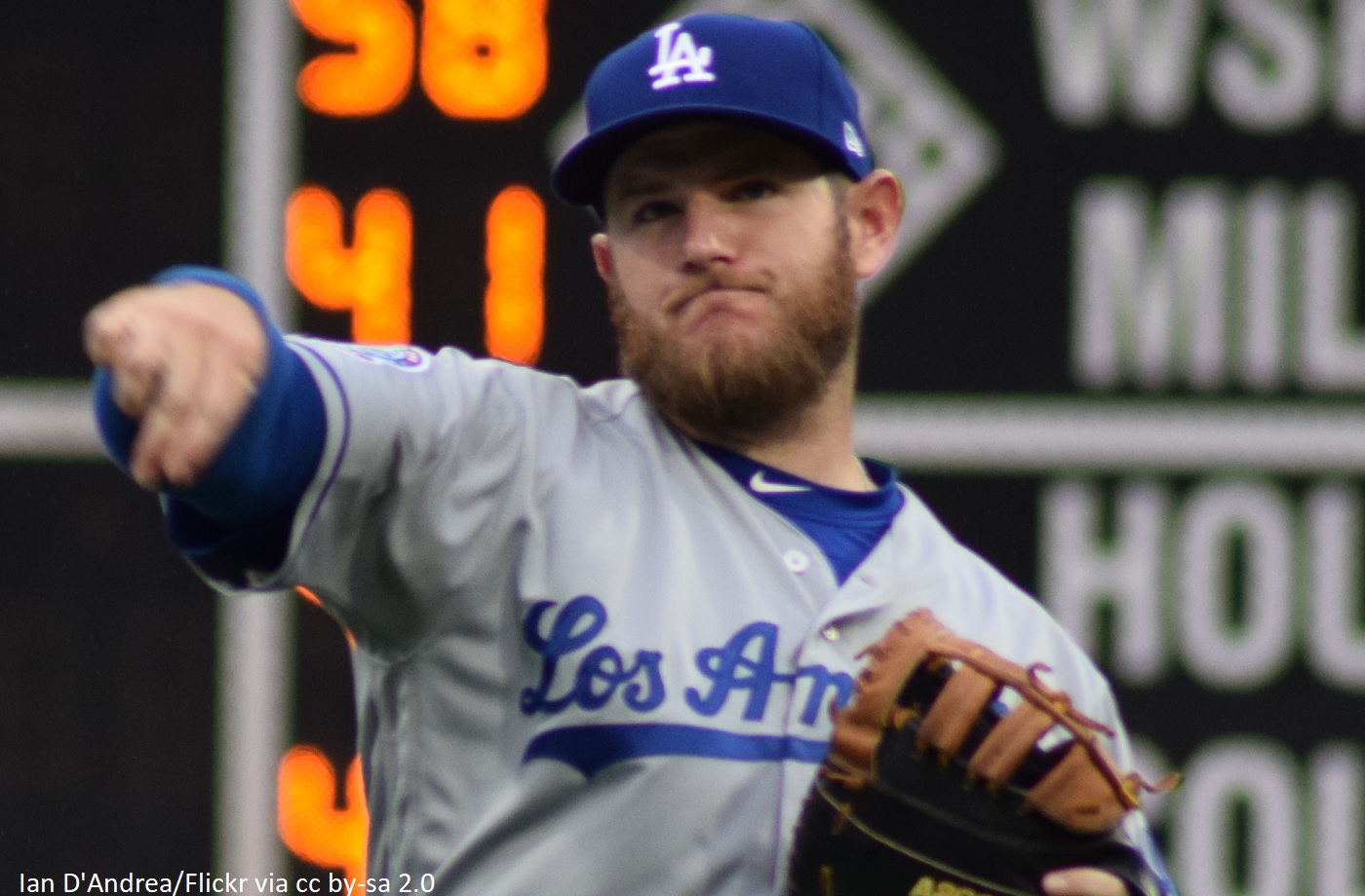 Max Muncy Loses Fly Ball To Former NFL Quarterback In Japan Max Muncy Loses Fly Ball To Former NFL Quarterback In Japan
