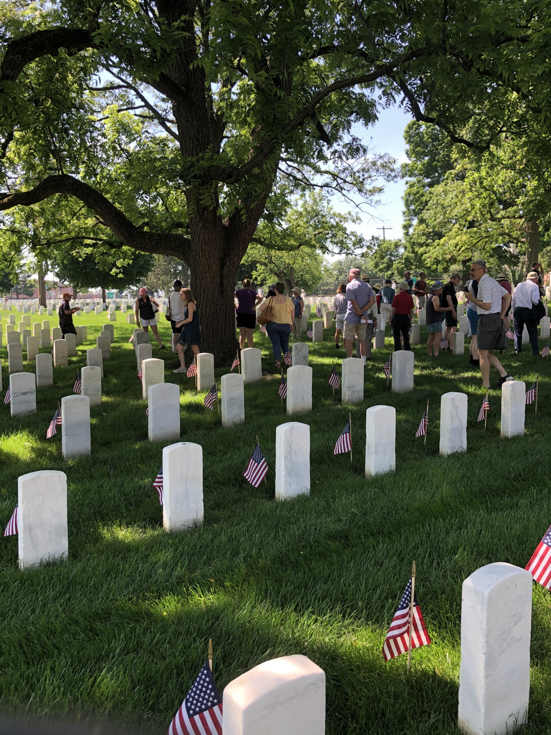 Memorial Day 2025 Air Travel: When To Book For The Best Prices & Avoid Crowds Memorial Day 2025 Air Travel: When To Book For The Best Prices & Avoid Crowds