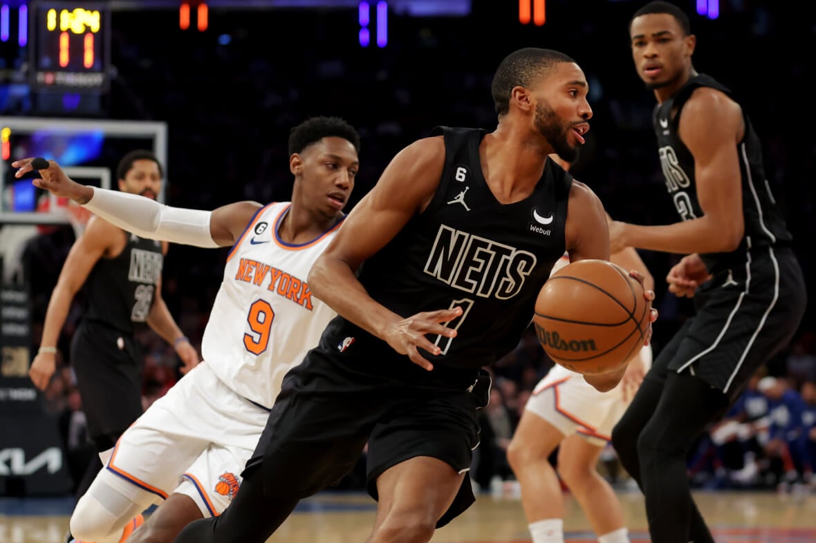 Mike Breen's Lighthearted Rivalry With Mikal Bridges Mike Breen's Lighthearted Rivalry With Mikal Bridges
