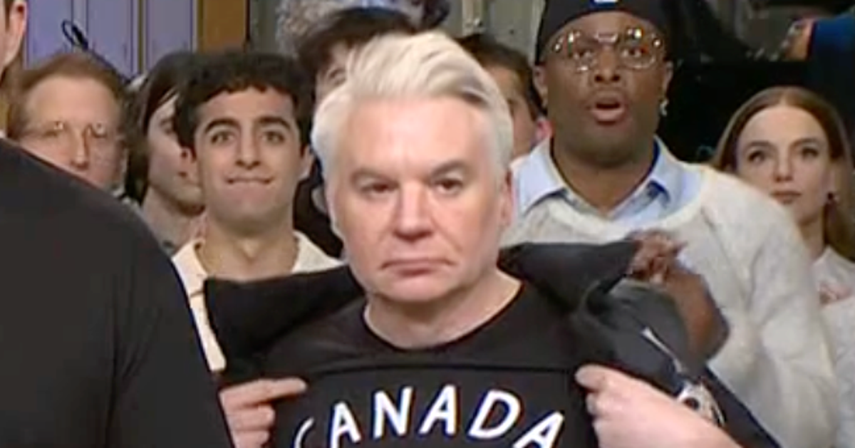 Mike Myers' Patriotic SNL Shirt: Mike Myers' Patriotic SNL Shirt: