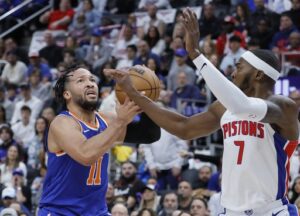 Missed Call In Knicks Vs. Pistons Game: Officials' Admission Missed Call In Knicks Vs. Pistons Game: Officials' Admission