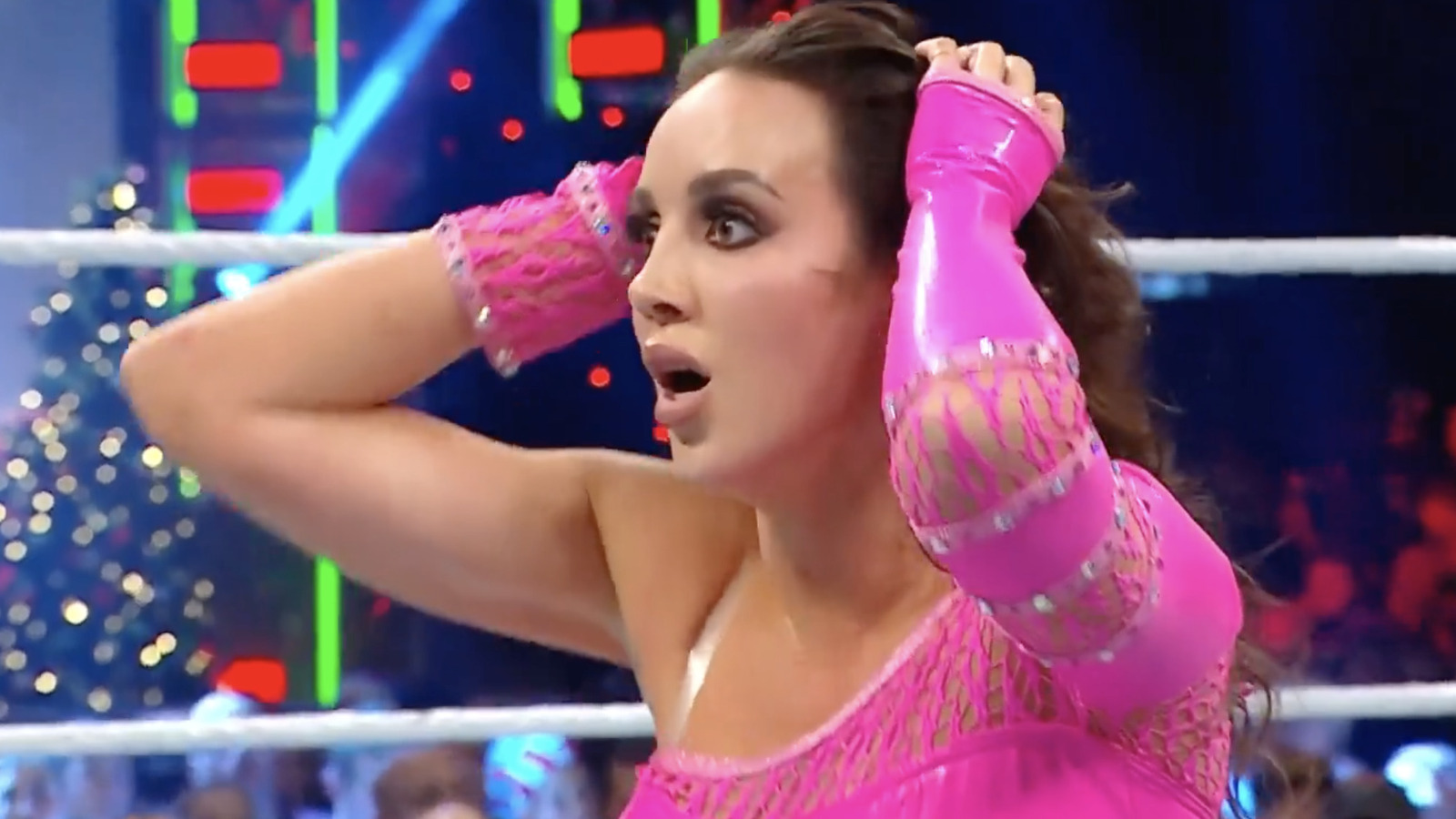 Monday Night RAW Crowns New Women's Tag Team Champions Monday Night RAW Crowns New Women's Tag Team Champions