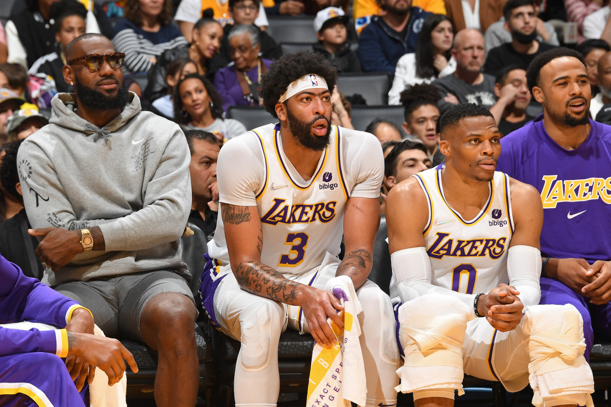 NBA World Reacts: Russell Westbrook's Vintage Performance In Nuggets-Warriors Game NBA World Reacts: Russell Westbrook's Vintage Performance In Nuggets-Warriors Game