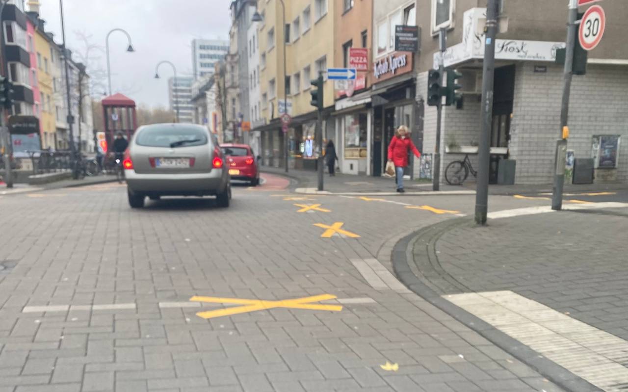 Neueröffnung Venloer Straße: Das Karl Hermann Ist Jetzt Karl Weinbar Neueröffnung Venloer Straße: Das Karl Hermann Ist Jetzt Karl Weinbar