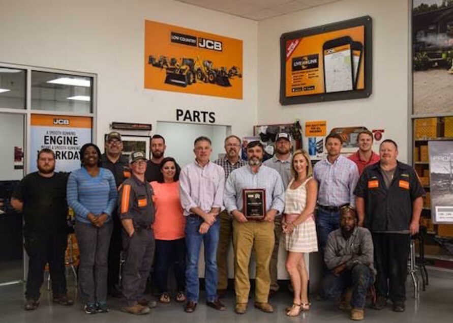 New Holland Dealer Of The Year: Vater Machinery Recognized For Excellence New Holland Dealer Of The Year: Vater Machinery Recognized For Excellence