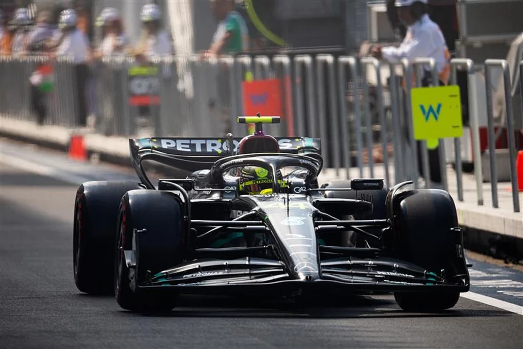 New Lewis Hamilton Update Sparks Mercedes F1 Investigation