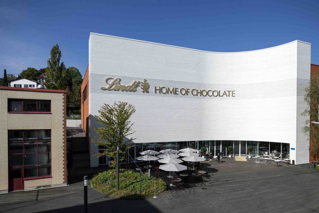 New Lindt Chocolate Shop: A Central London Treat New Lindt Chocolate Shop: A Central London Treat