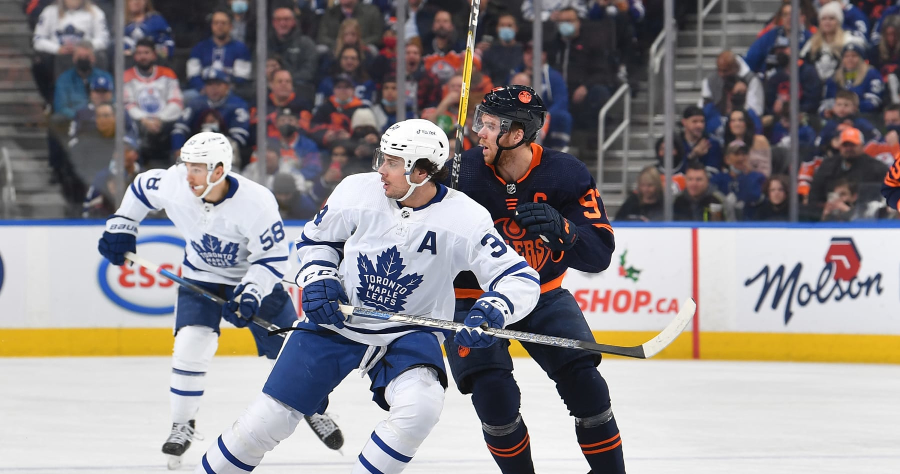 NHL Hart Trophy: Draisaitl, Hellebuyck, And Kucherov Vie For Top Honors NHL Hart Trophy: Draisaitl, Hellebuyck, And Kucherov Vie For Top Honors