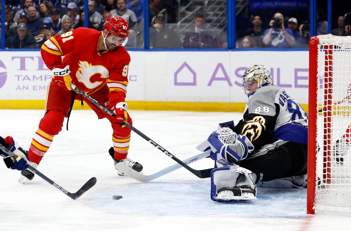 NHL Highlights: Kucherov And Lightning Dominate Oilers In 4-1 Win NHL Highlights: Kucherov And Lightning Dominate Oilers In 4-1 Win