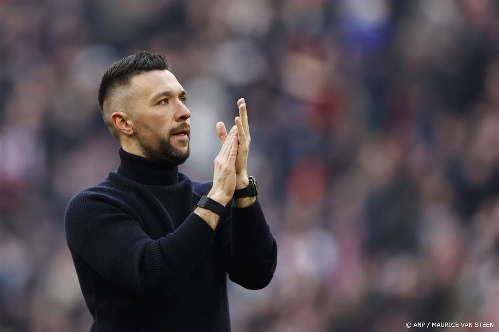 Nieuwe PSV Trainer: Geruchtmakend Nieuws Rondom Mogelijke Opvolger Farioli Nieuwe PSV Trainer: Geruchtmakend Nieuws Rondom Mogelijke Opvolger Farioli