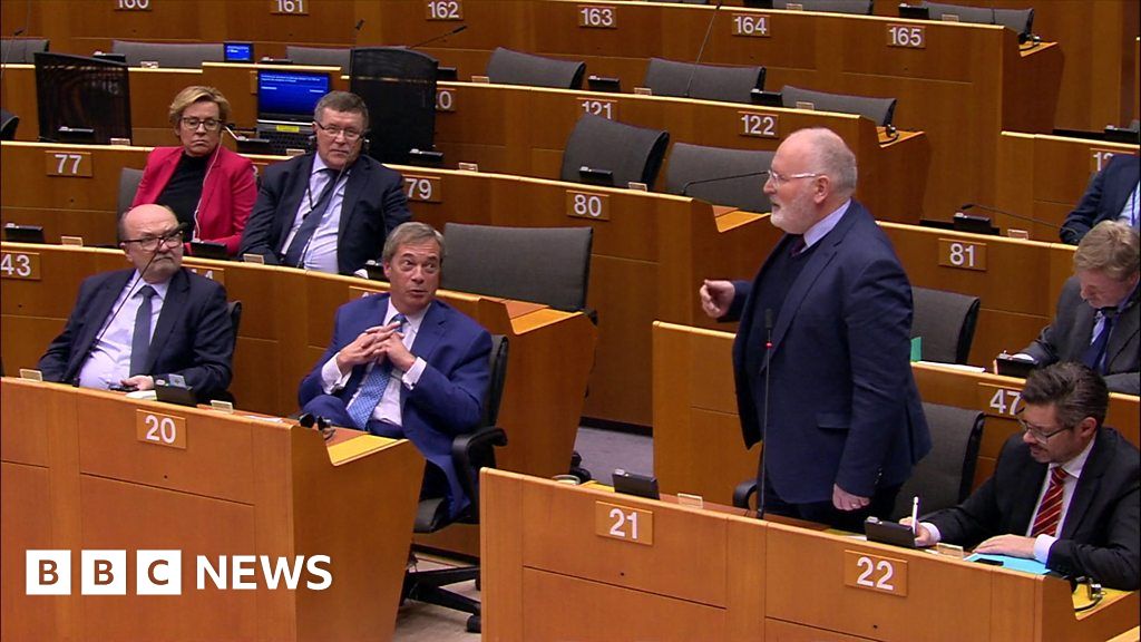 Nigel Farage Under Fire For Controversial Zelenskyy Comments Nigel Farage Under Fire For Controversial Zelenskyy Comments