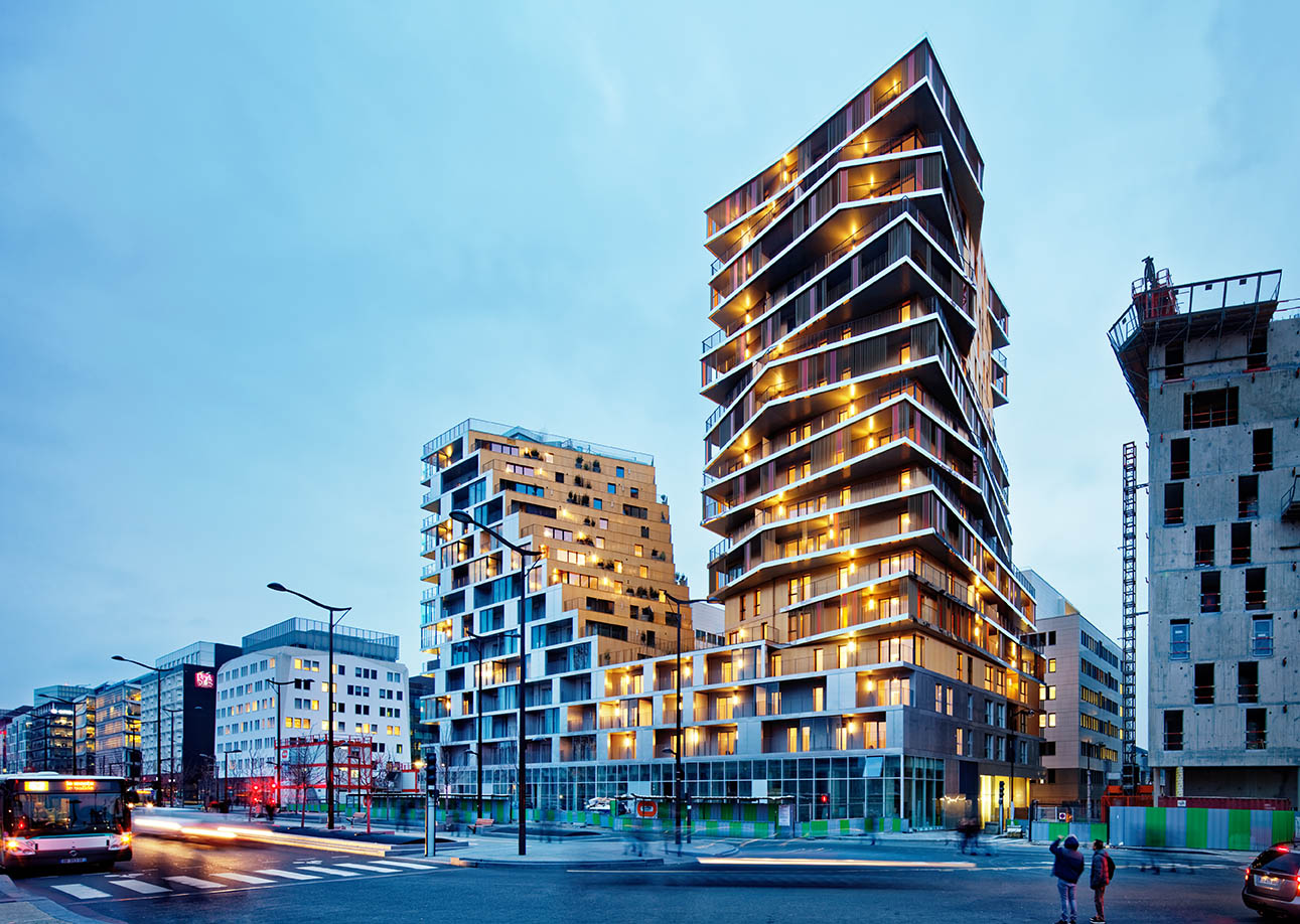 [Nom De La Ville]: Une Architecture Toscane Inattendue