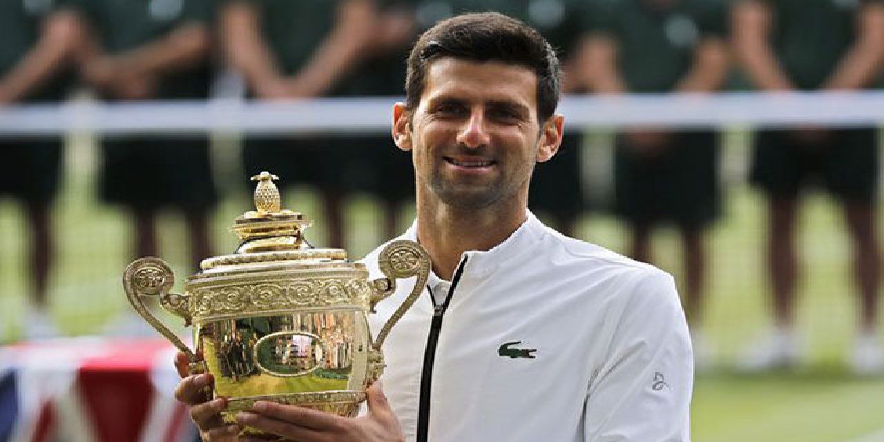 Novak Djokovic: Tenis Tarihine Geçen Bir Başarı Novak Djokovic: Tenis Tarihine Geçen Bir Başarı