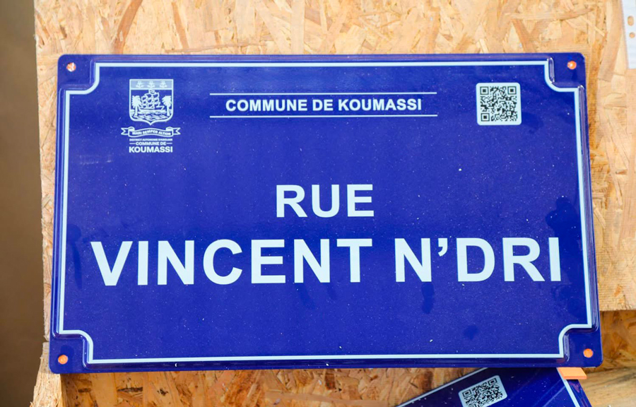 Numérotation Des Bâtiments À Abidjan : Guide Du Projet D'Adressage Numérotation Des Bâtiments À Abidjan : Guide Du Projet D'Adressage