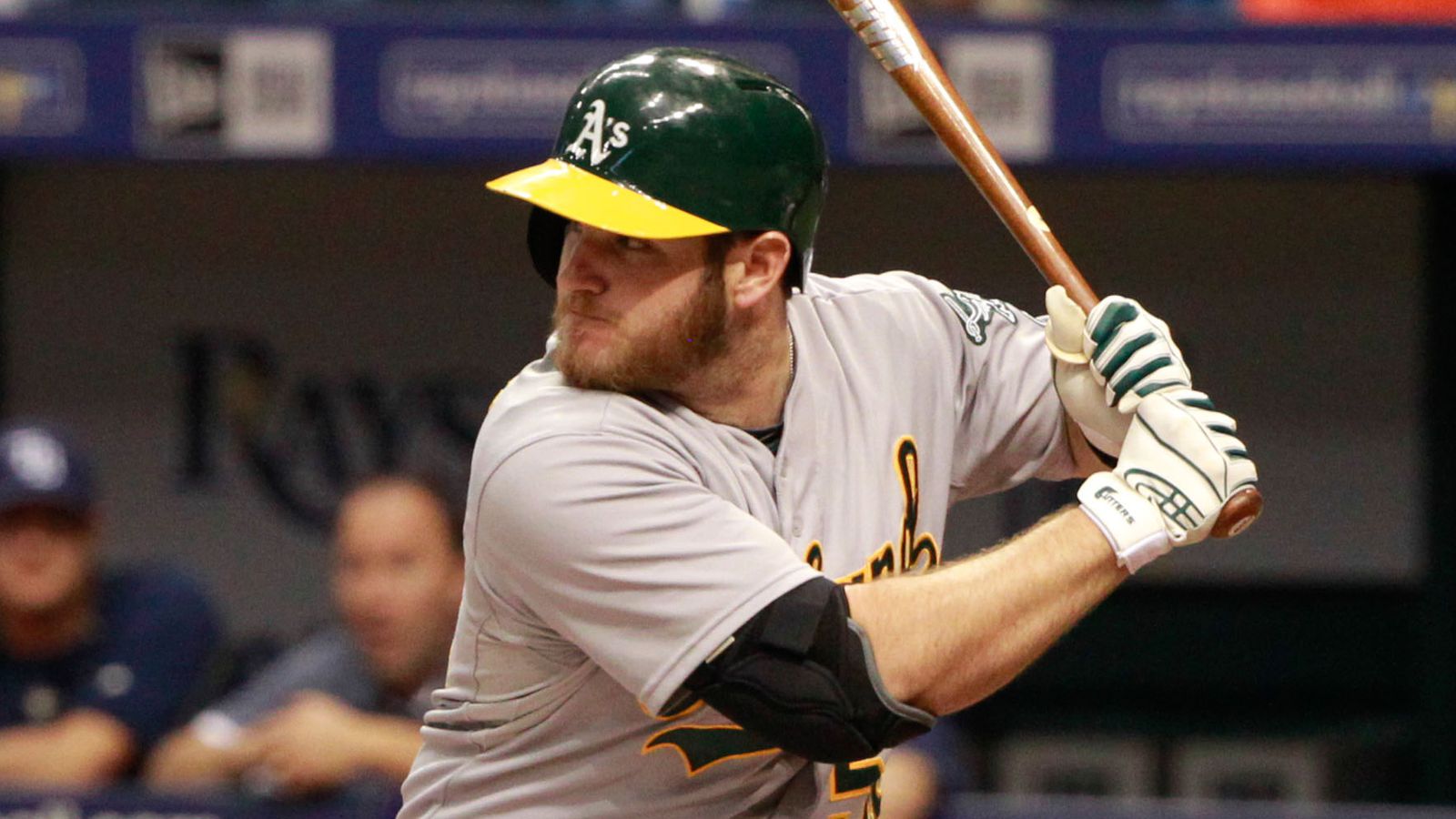 Oakland Athletics: Muncy Joins Roster, Second Base Start Oakland Athletics: Muncy Joins Roster, Second Base Start