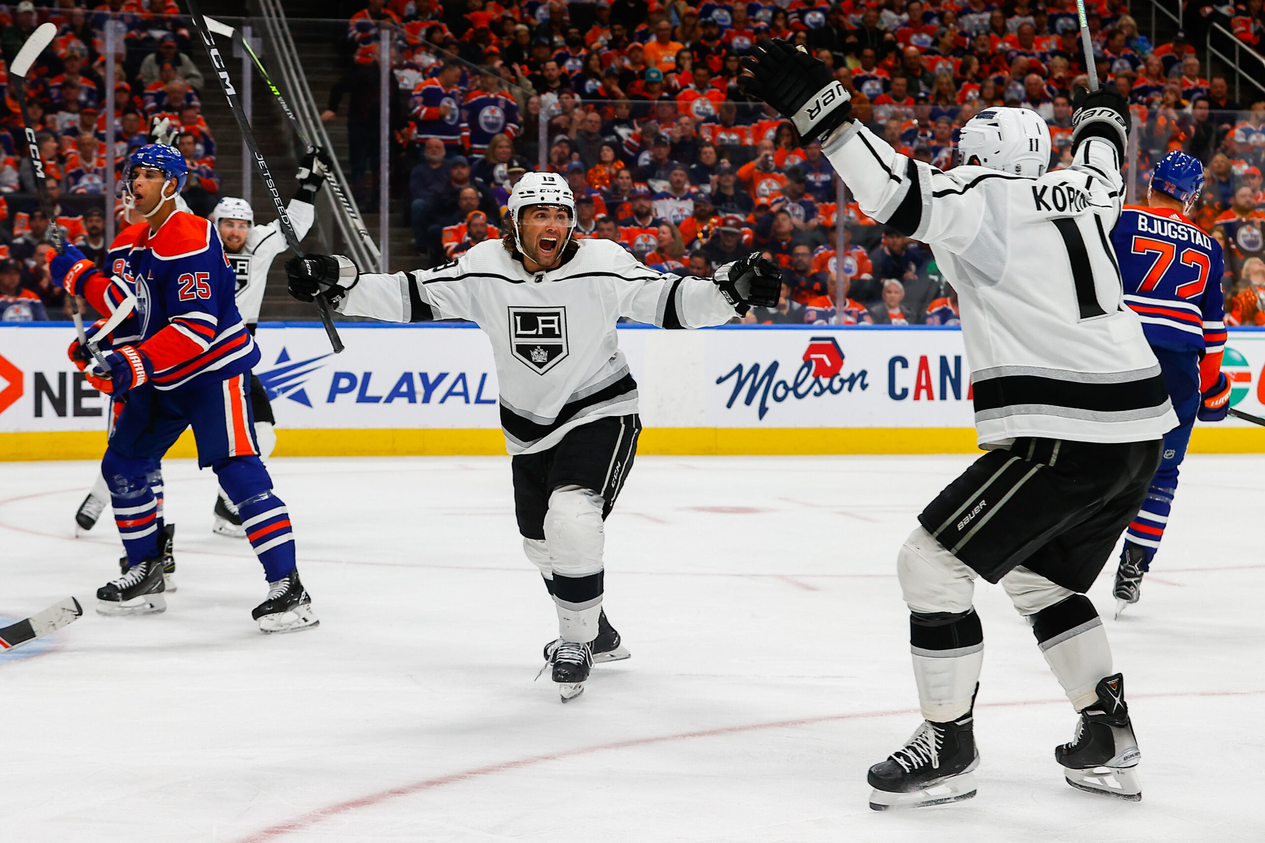 Oilers Claw Back To Beat Kings In Overtime, 1-1 Series Oilers Claw Back To Beat Kings In Overtime, 1-1 Series
