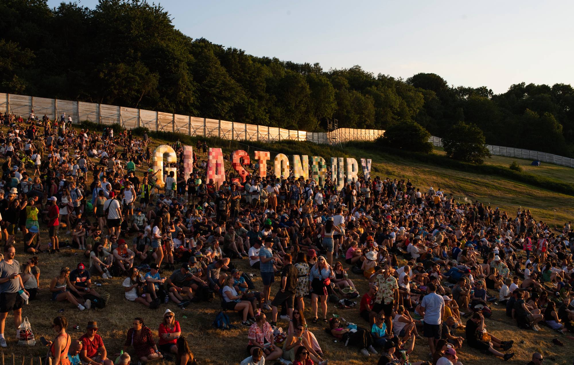 One Item Glastonbury Festival Goers Should Pack To Save Money One Item Glastonbury Festival Goers Should Pack To Save Money