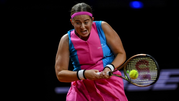 Ostapenko's Upset Victory In Stuttgart: Defeating Sabalenka Ostapenko's Upset Victory In Stuttgart: Defeating Sabalenka