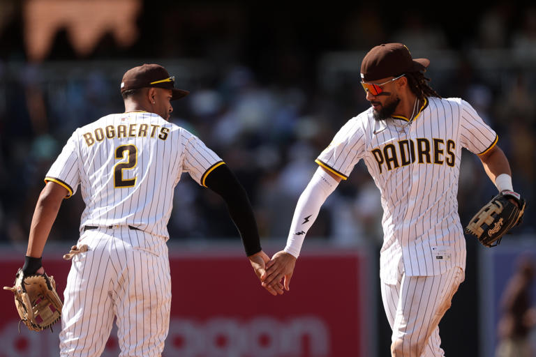 Padres' Comeback Victory: A Fight To The Finish Against The Cubs Padres' Comeback Victory: A Fight To The Finish Against The Cubs