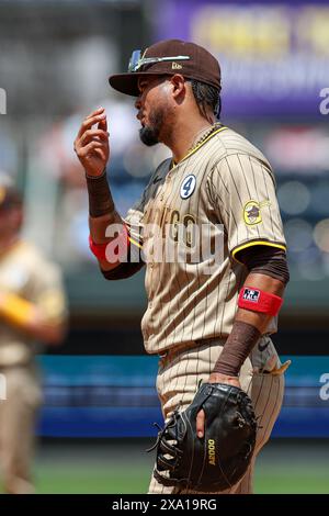 Padres Pregame Report: Arraez Out, Sheets Back In Left Padres Pregame Report: Arraez Out, Sheets Back In Left