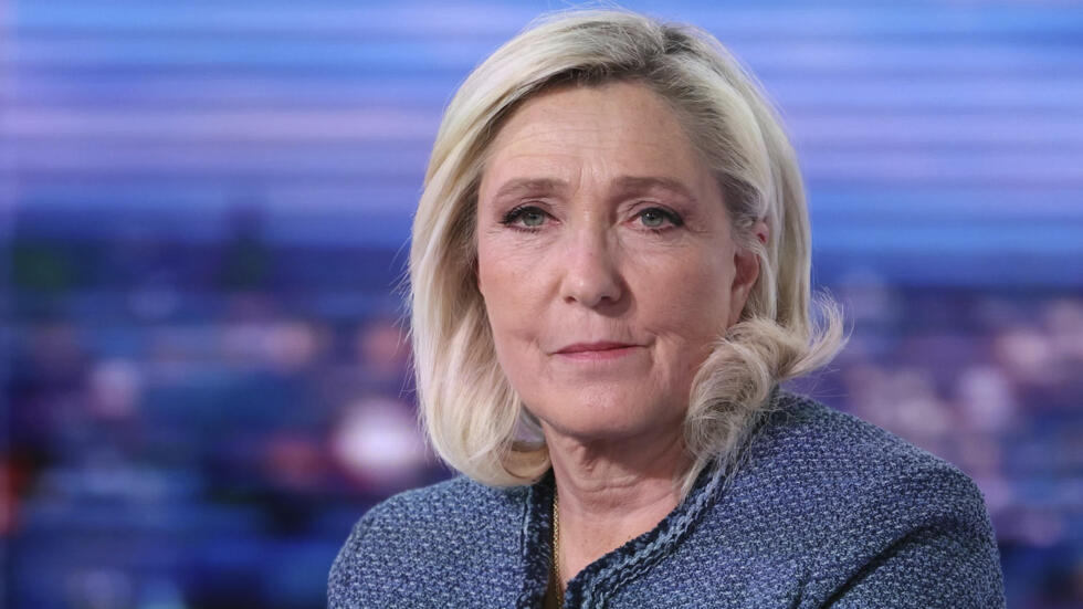Paris Rally: Le Pen's Paris Rally: Le Pen's