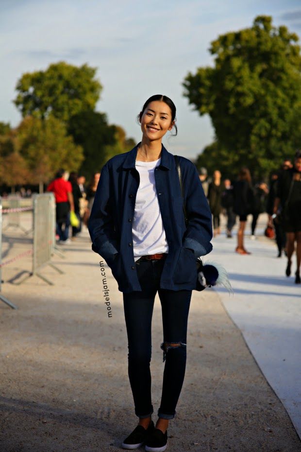 Parisian Diplomacy: Queen Wen's Recent Visit Parisian Diplomacy: Queen Wen's Recent Visit