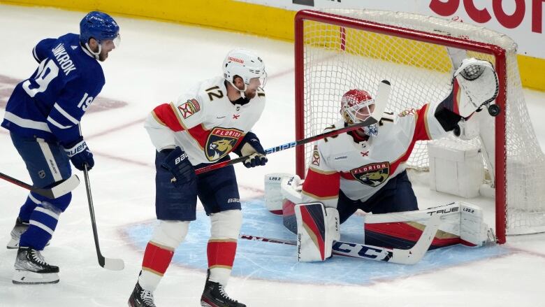 Playoff Push: Toronto Maple Leafs Face Florida Panthers In Crucial Matchup Playoff Push: Toronto Maple Leafs Face Florida Panthers In Crucial Matchup